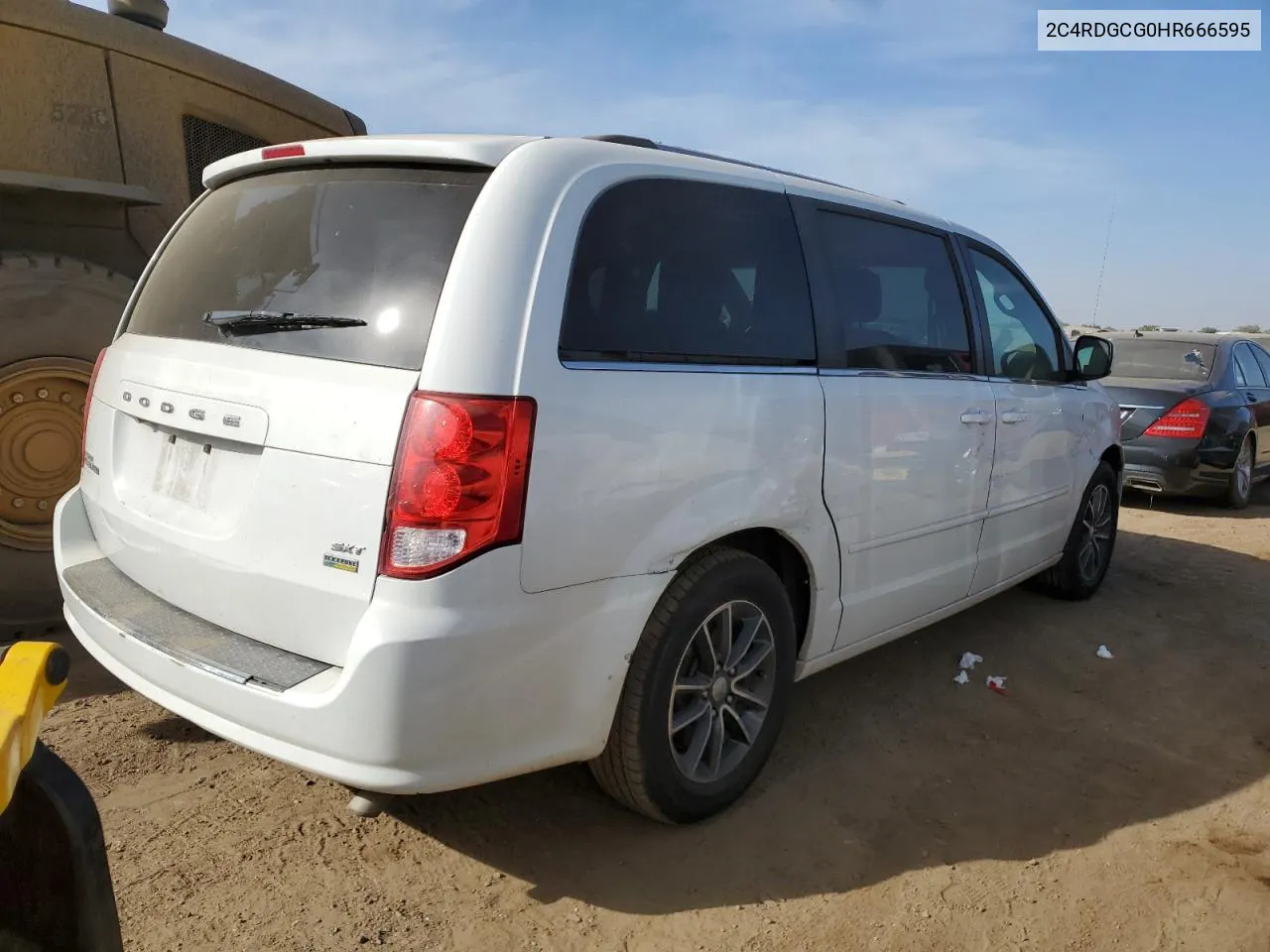 2017 Dodge Grand Caravan Sxt VIN: 2C4RDGCG0HR666595 Lot: 73238554