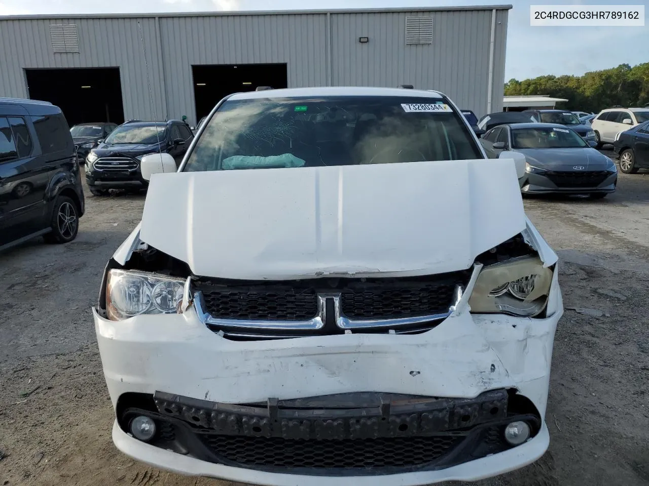 2C4RDGCG3HR789162 2017 Dodge Grand Caravan Sxt