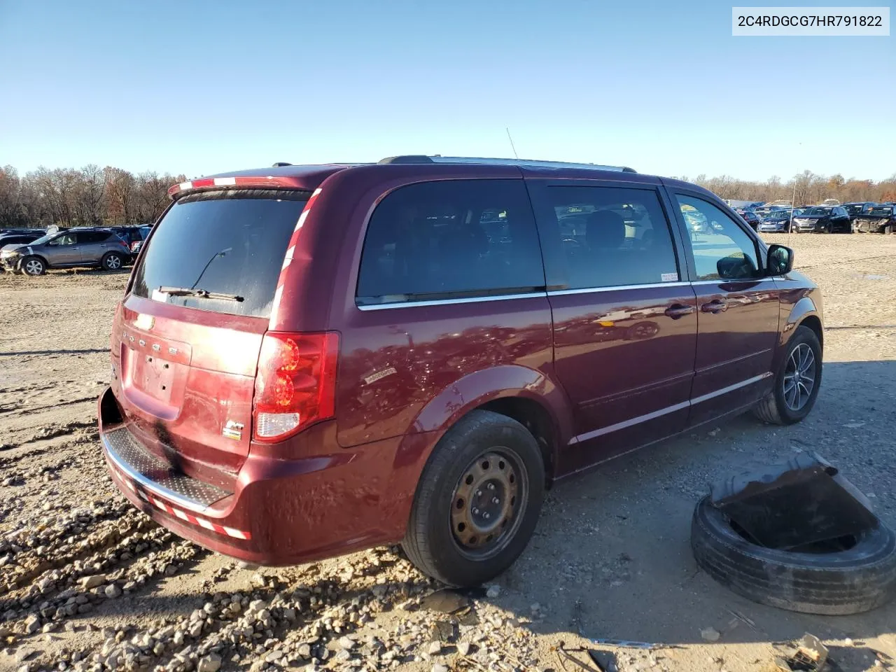 2017 Dodge Grand Caravan Sxt VIN: 2C4RDGCG7HR791822 Lot: 74033654