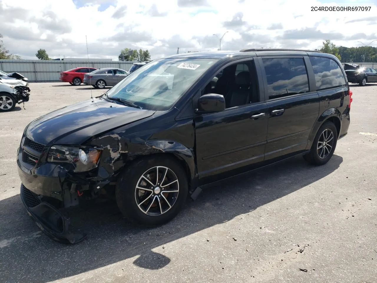 2017 Dodge Grand Caravan Gt VIN: 2C4RDGEG0HR697097 Lot: 74276434