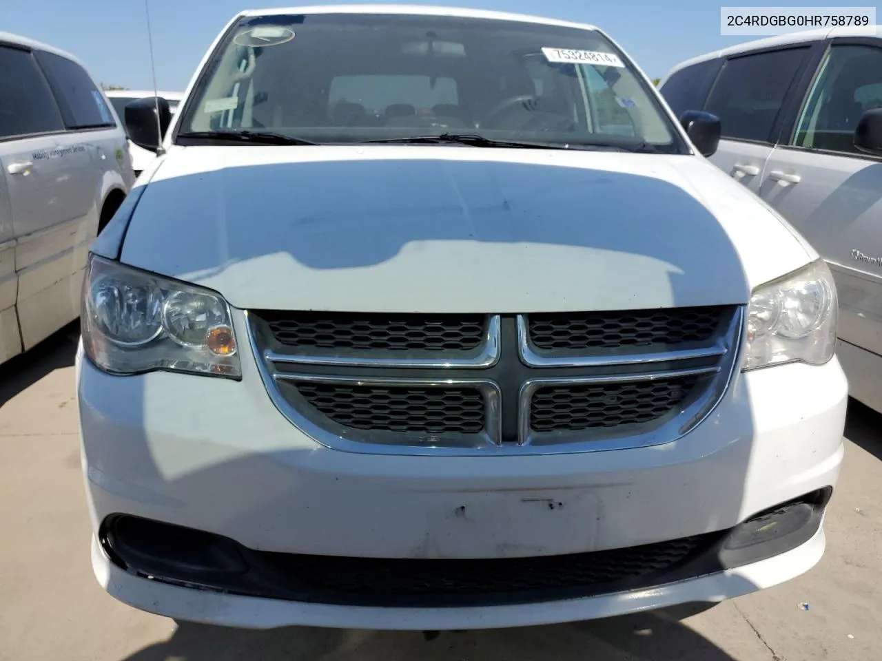 2C4RDGBG0HR758789 2017 Dodge Grand Caravan Se