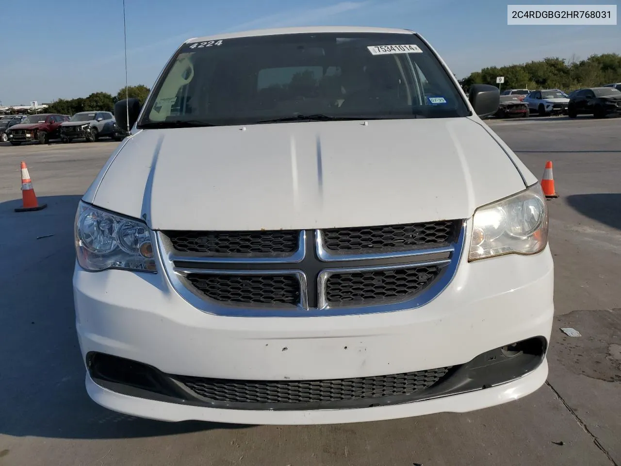 2C4RDGBG2HR768031 2017 Dodge Grand Caravan Se