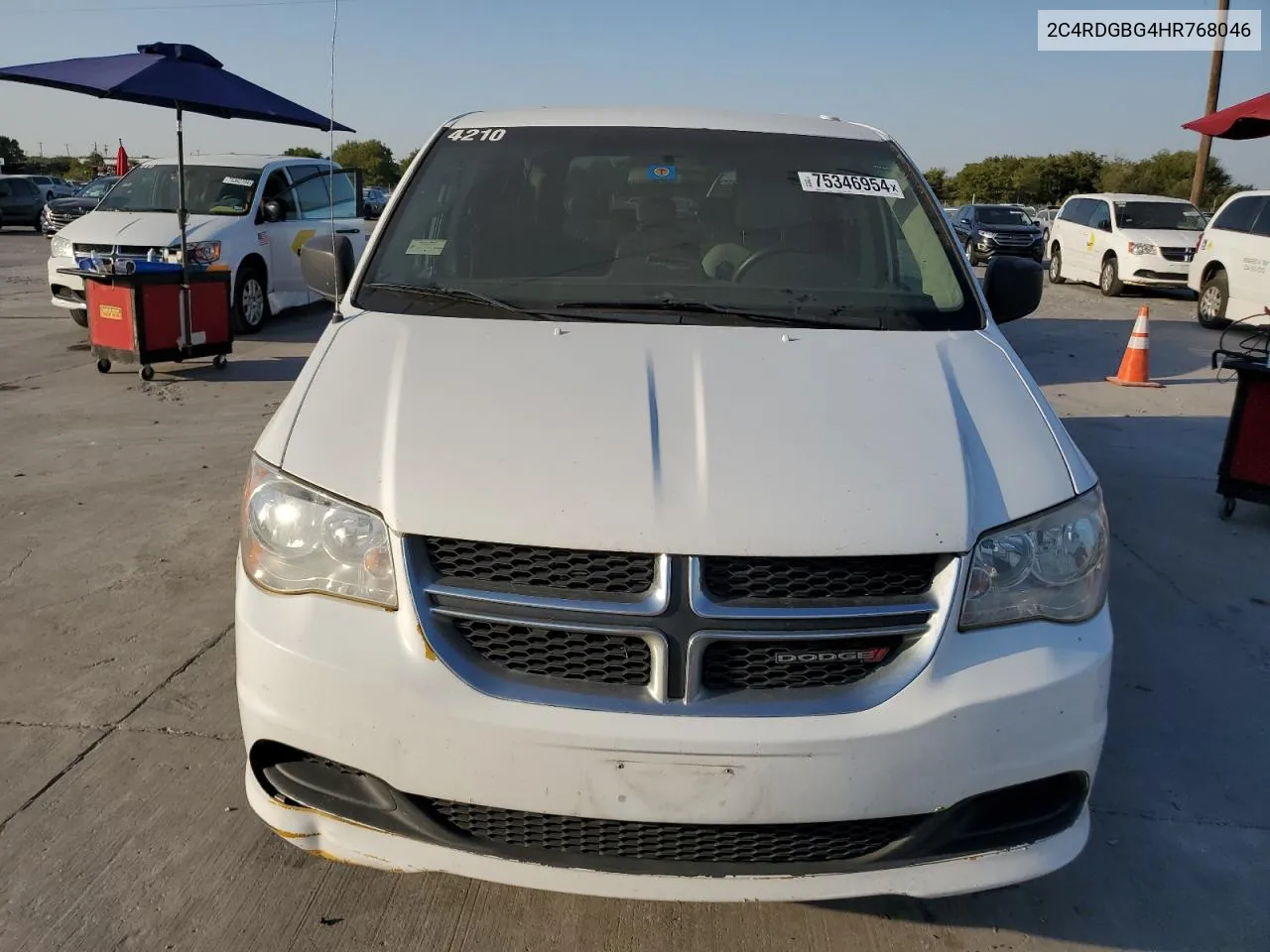 2C4RDGBG4HR768046 2017 Dodge Grand Caravan Se