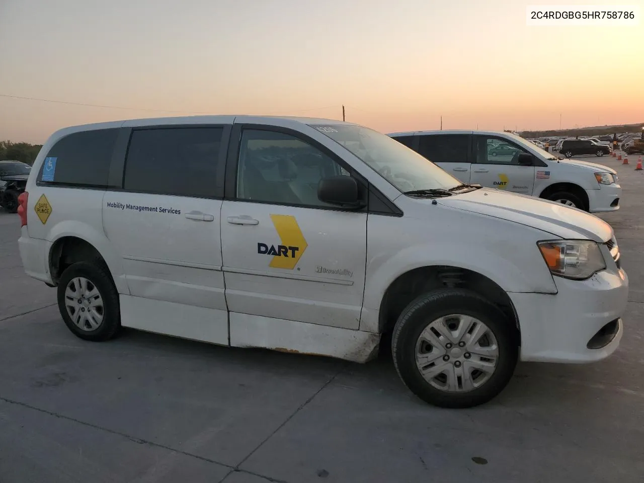 2017 Dodge Grand Caravan Se VIN: 2C4RDGBG5HR758786 Lot: 75350334