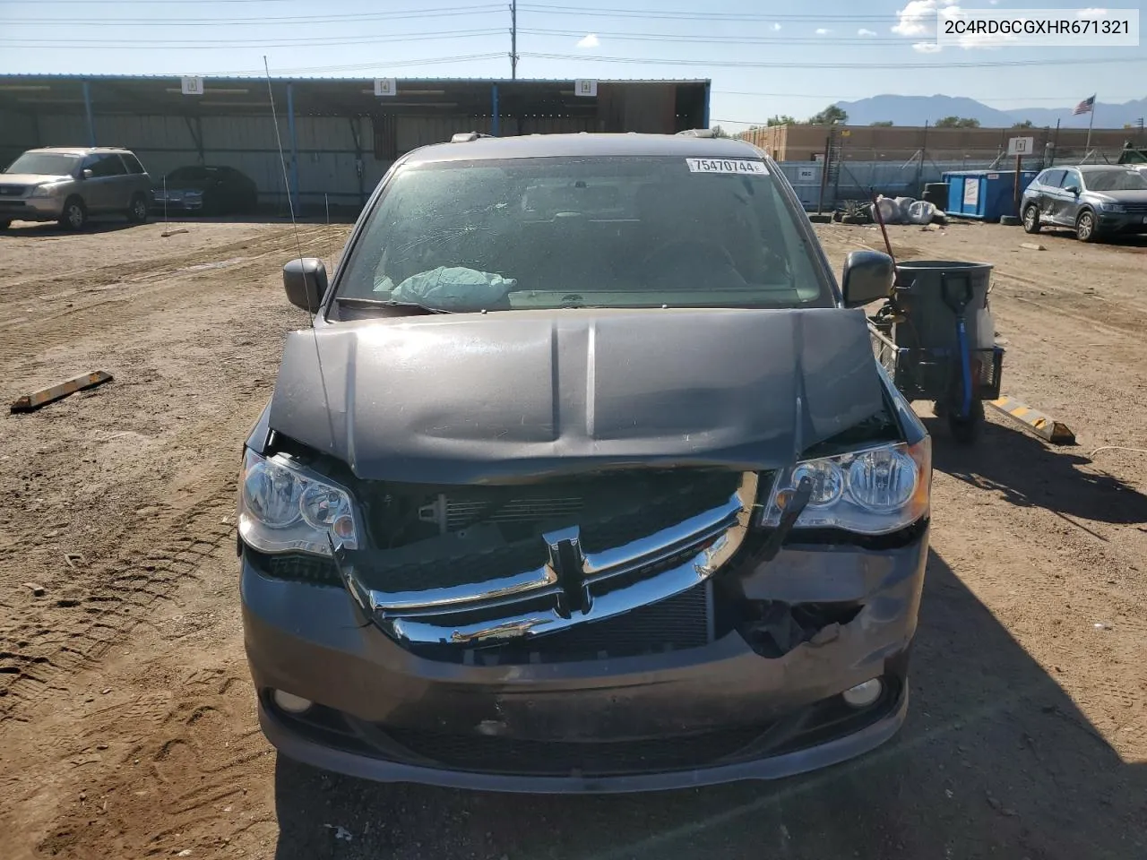 2017 Dodge Grand Caravan Sxt VIN: 2C4RDGCGXHR671321 Lot: 75470744