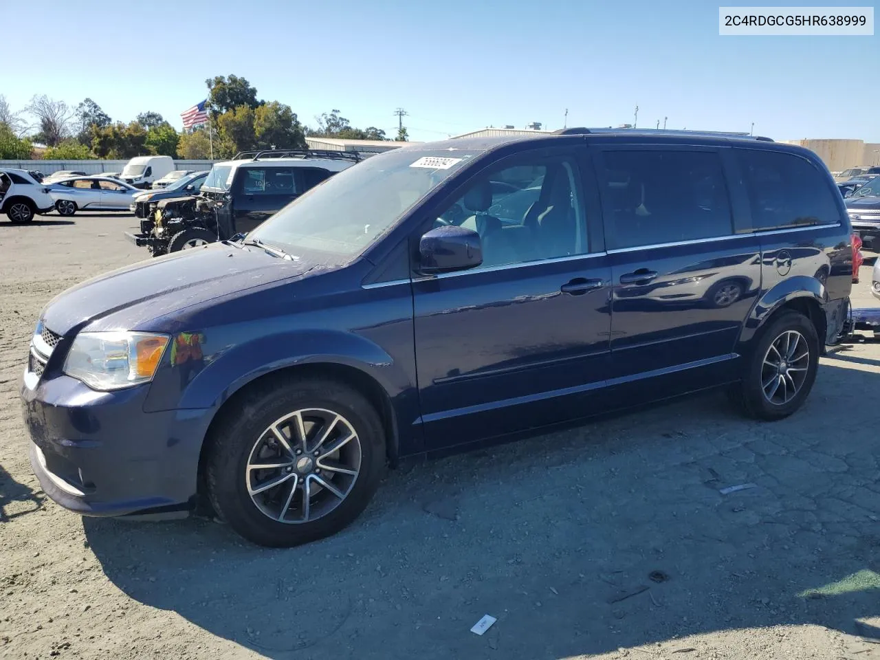 2017 Dodge Grand Caravan Sxt VIN: 2C4RDGCG5HR638999 Lot: 75566094