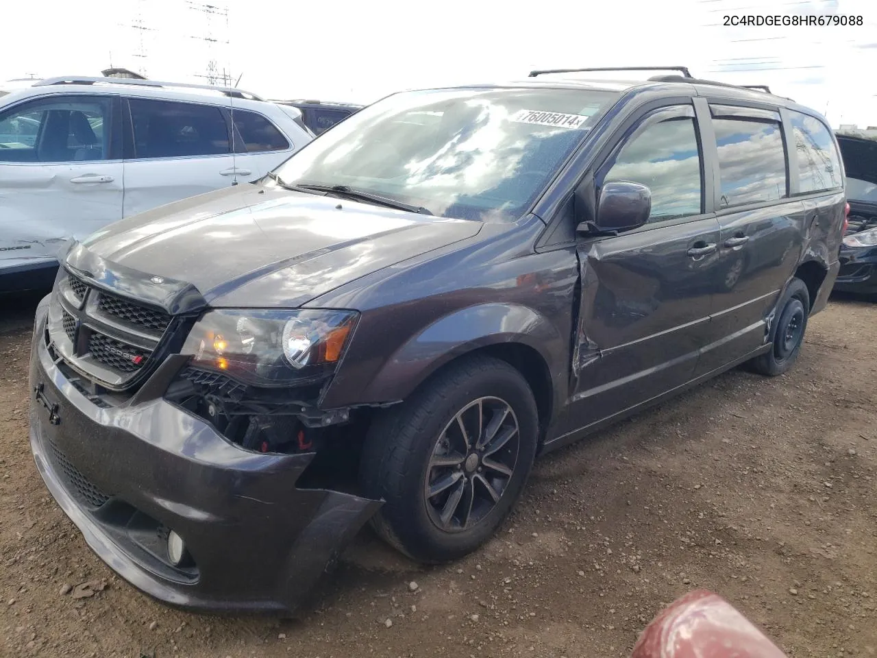 2017 Dodge Grand Caravan Gt VIN: 2C4RDGEG8HR679088 Lot: 76005014