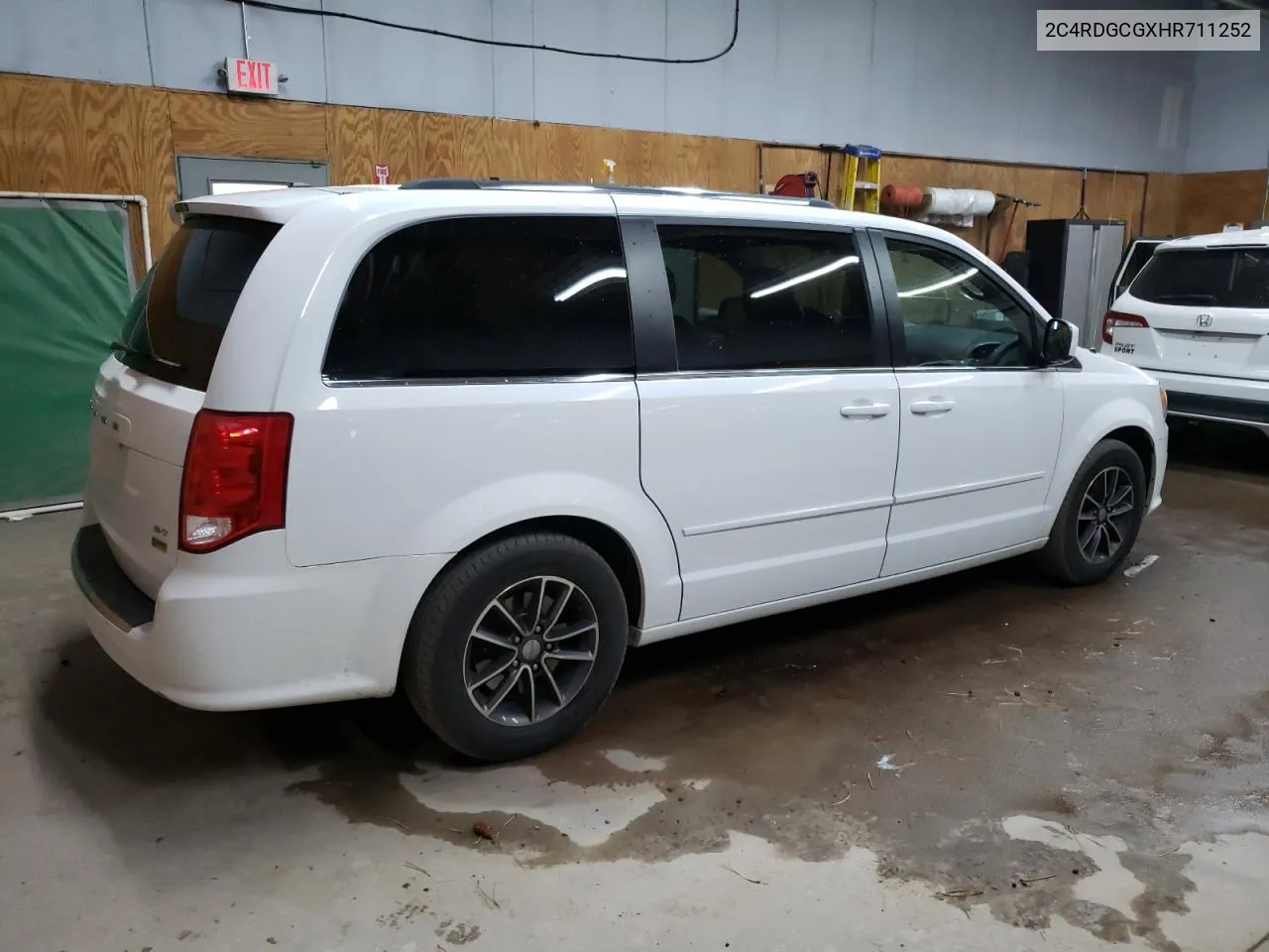 2017 Dodge Grand Caravan Sxt VIN: 2C4RDGCGXHR711252 Lot: 76081414