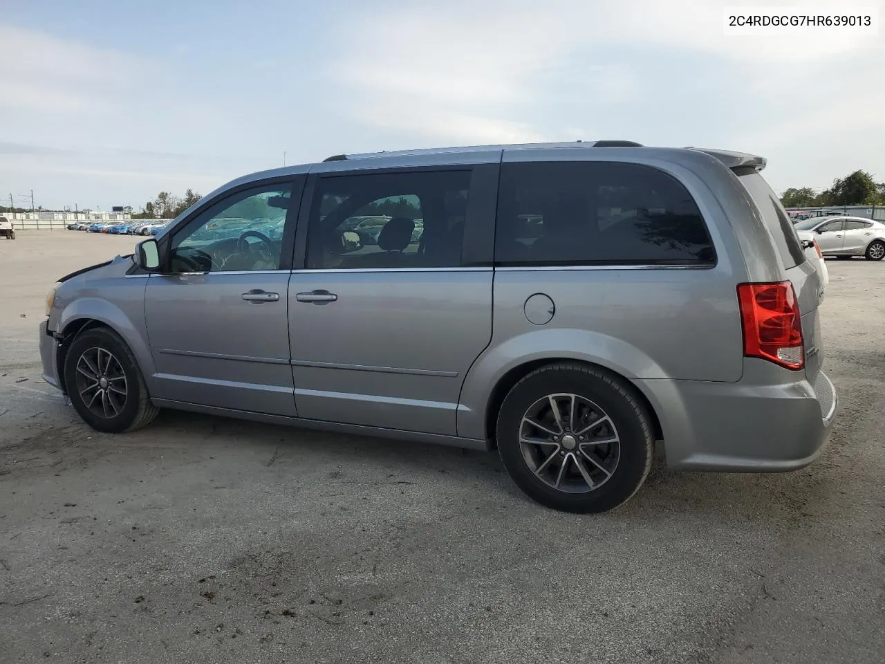 2017 Dodge Grand Caravan Sxt VIN: 2C4RDGCG7HR639013 Lot: 76123684