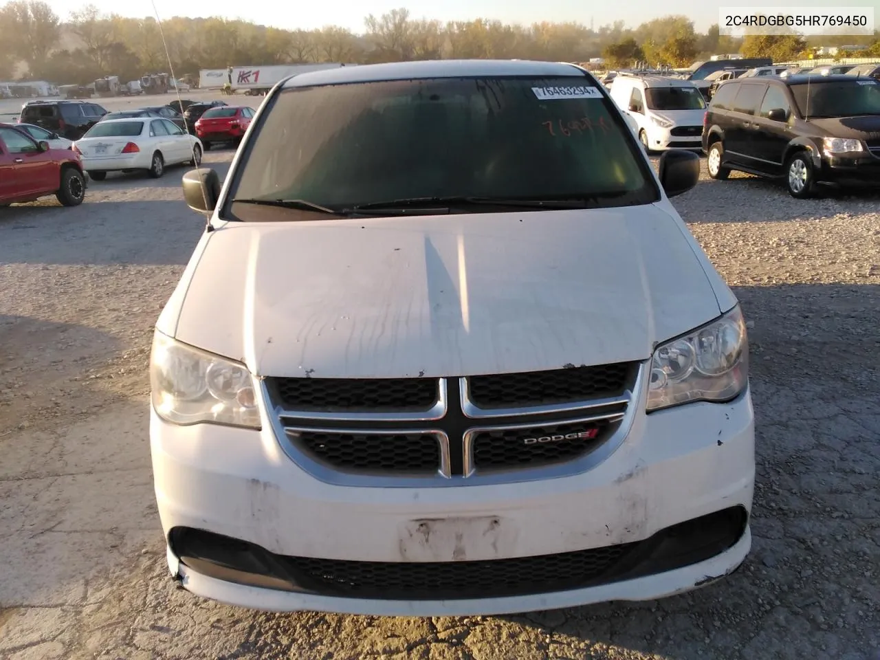 2C4RDGBG5HR769450 2017 Dodge Grand Caravan Se