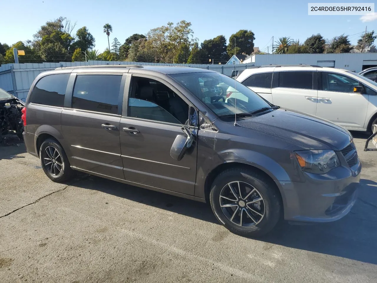 2017 Dodge Grand Caravan Gt VIN: 2C4RDGEG5HR792416 Lot: 76527584