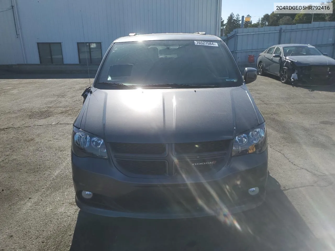 2C4RDGEG5HR792416 2017 Dodge Grand Caravan Gt