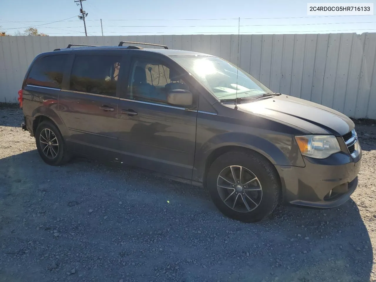 2017 Dodge Grand Caravan Sxt VIN: 2C4RDGCG5HR716133 Lot: 77325554