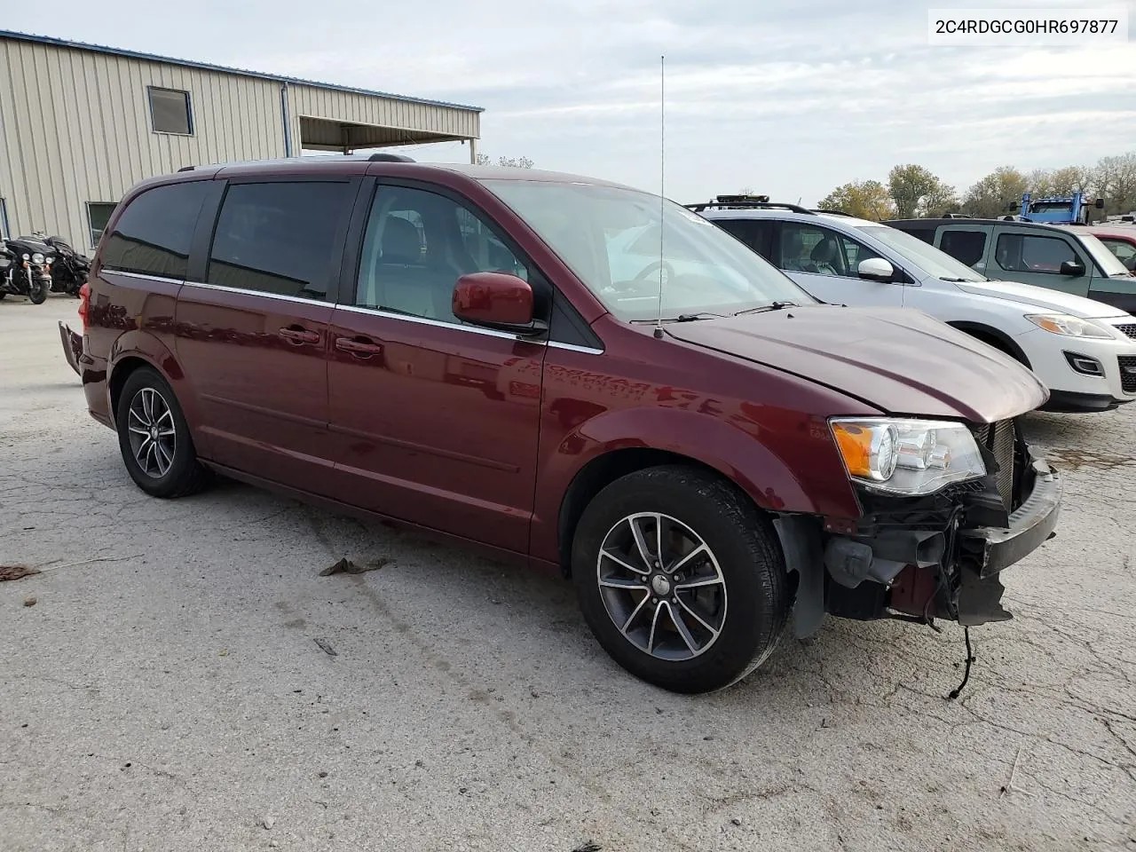 2C4RDGCG0HR697877 2017 Dodge Grand Caravan Sxt