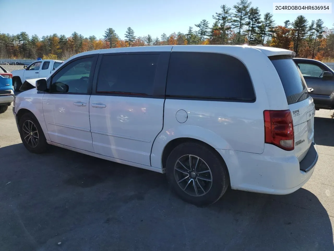 2C4RDGBG4HR636954 2017 Dodge Grand Caravan Se