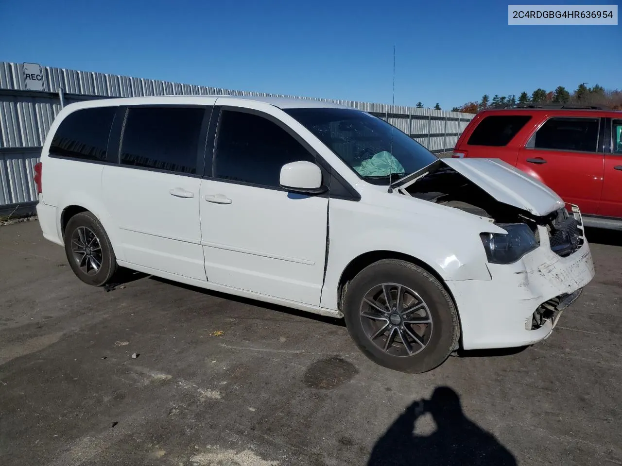 2C4RDGBG4HR636954 2017 Dodge Grand Caravan Se