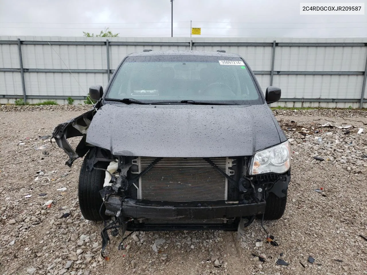 2C4RDGCGXJR209587 2018 Dodge Grand Caravan Sxt