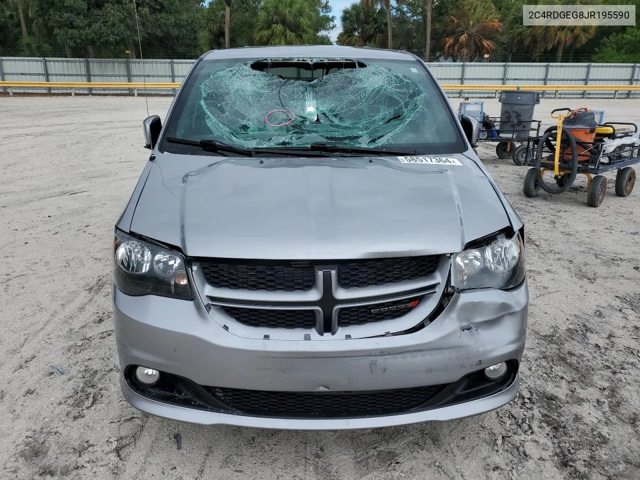 2C4RDGEG8JR195590 2018 Dodge Grand Caravan Gt