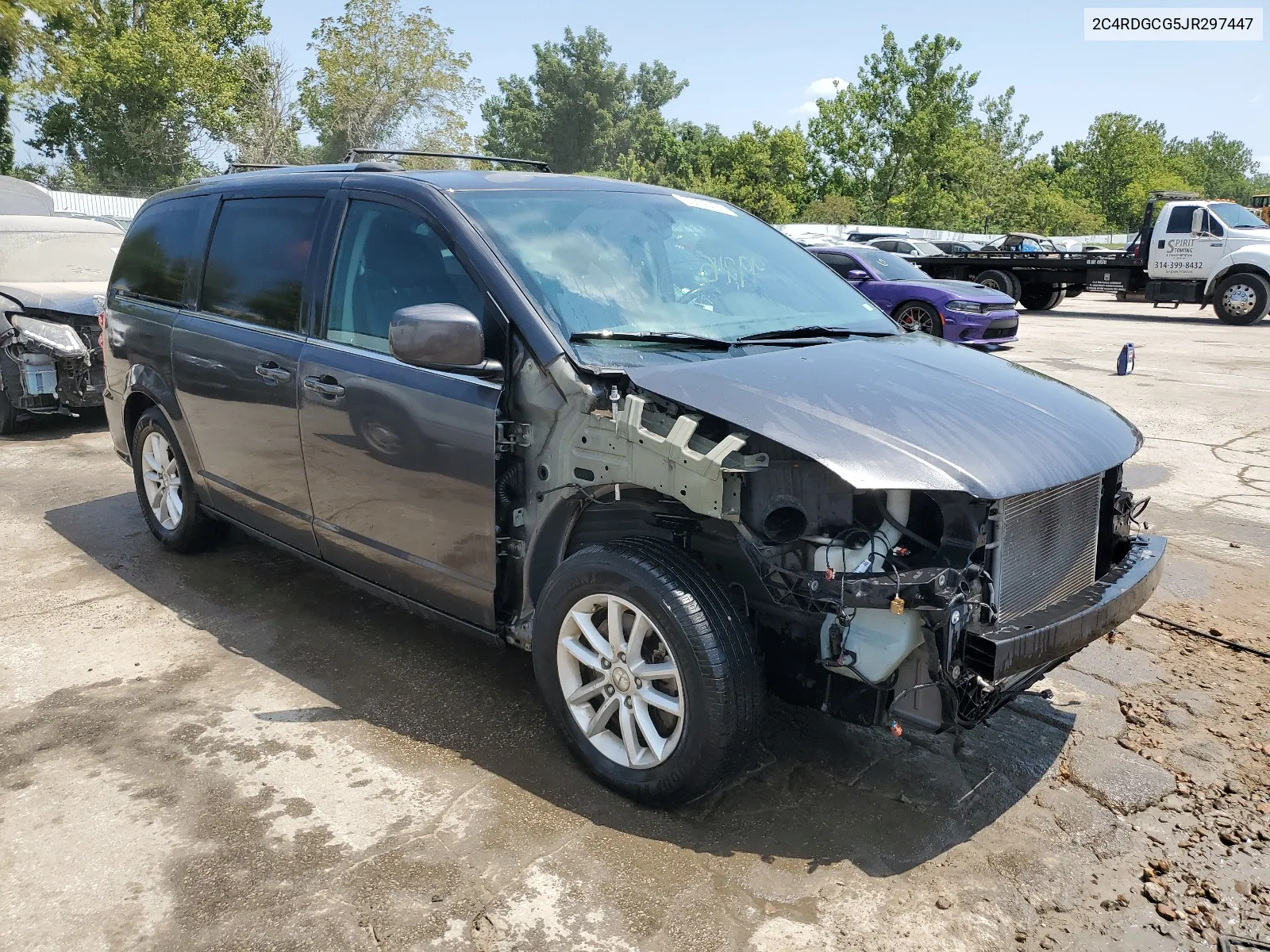 2018 Dodge Grand Caravan Sxt VIN: 2C4RDGCG5JR297447 Lot: 65436454