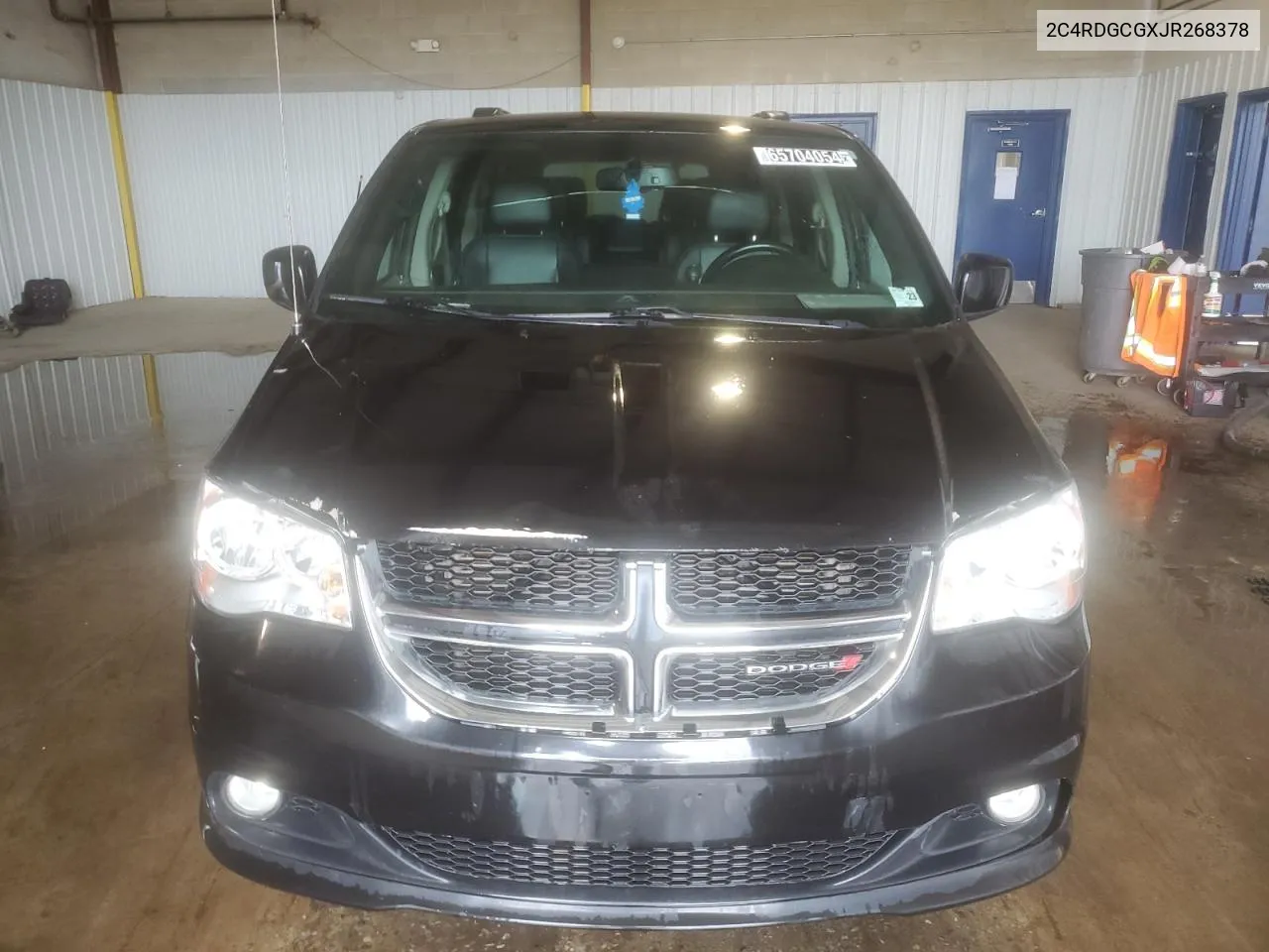 2C4RDGCGXJR268378 2018 Dodge Grand Caravan Sxt