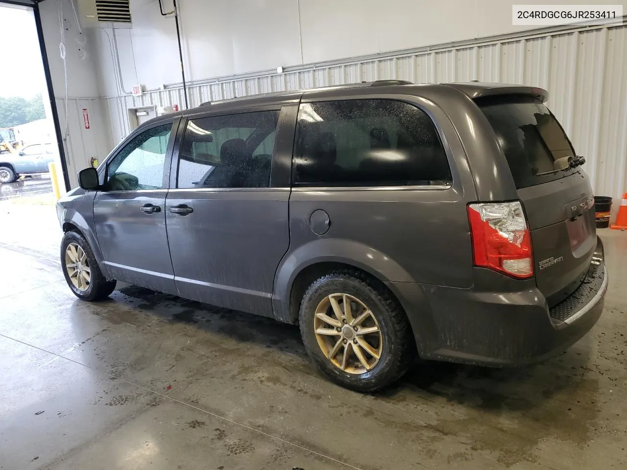 2C4RDGCG6JR253411 2018 Dodge Grand Caravan Sxt