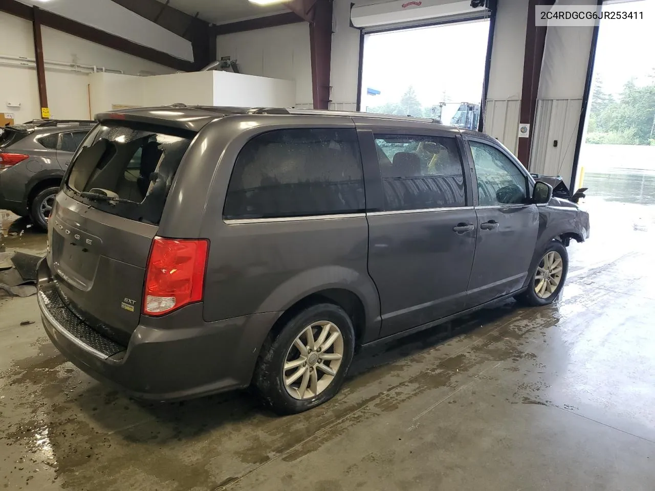 2018 Dodge Grand Caravan Sxt VIN: 2C4RDGCG6JR253411 Lot: 67473754