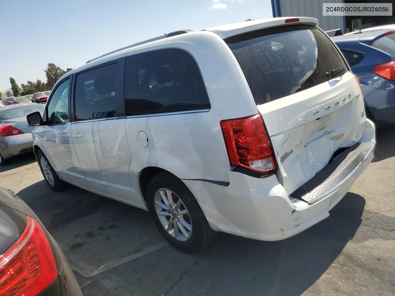 2C4RDGCG5JR326056 2018 Dodge Grand Caravan Sxt