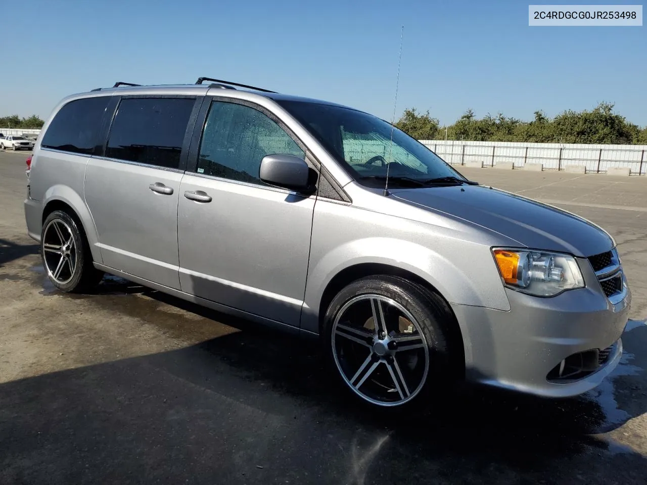 2018 Dodge Grand Caravan Sxt VIN: 2C4RDGCG0JR253498 Lot: 69162434