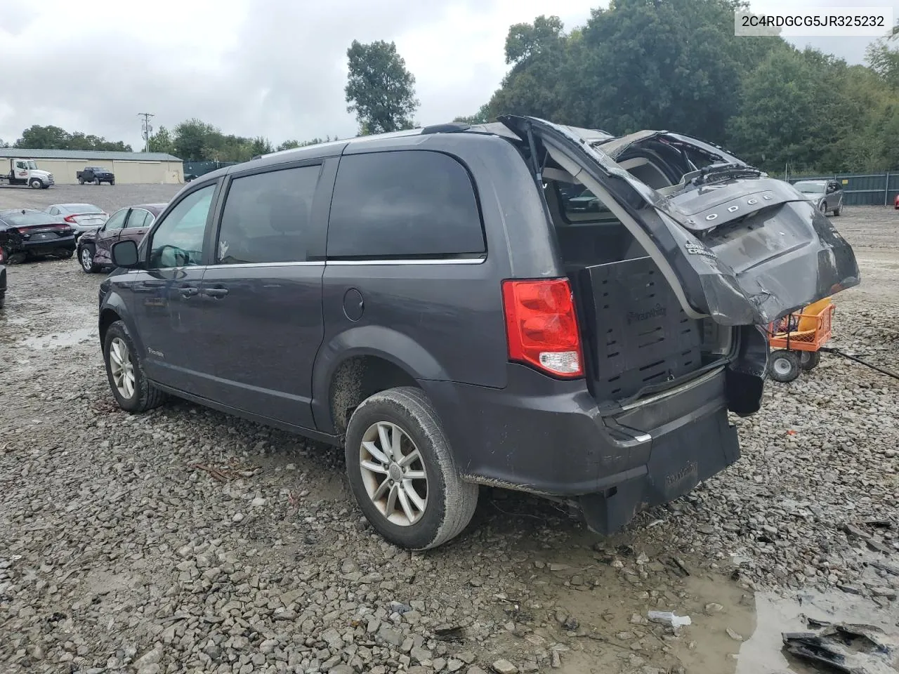 2018 Dodge Grand Caravan Sxt VIN: 2C4RDGCG5JR325232 Lot: 71796444