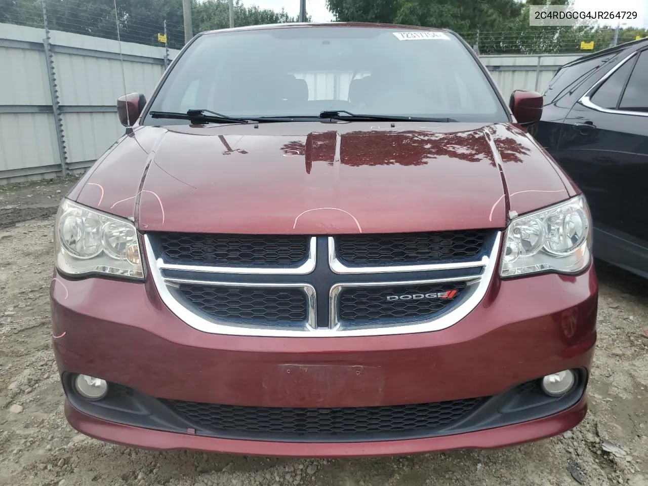 2018 Dodge Grand Caravan Sxt VIN: 2C4RDGCG4JR264729 Lot: 72317754