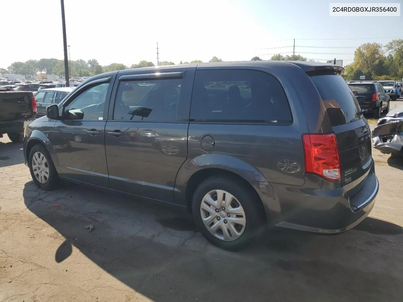 2C4RDGBGXJR356400 2018 Dodge Grand Caravan Se