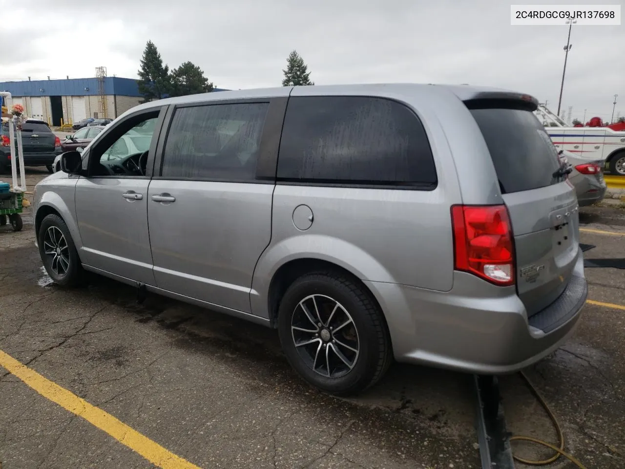 2C4RDGCG9JR137698 2018 Dodge Grand Caravan Sxt