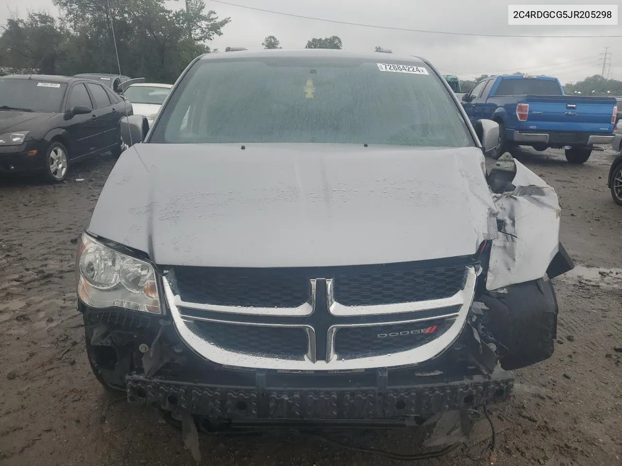 2C4RDGCG5JR205298 2018 Dodge Grand Caravan Sxt