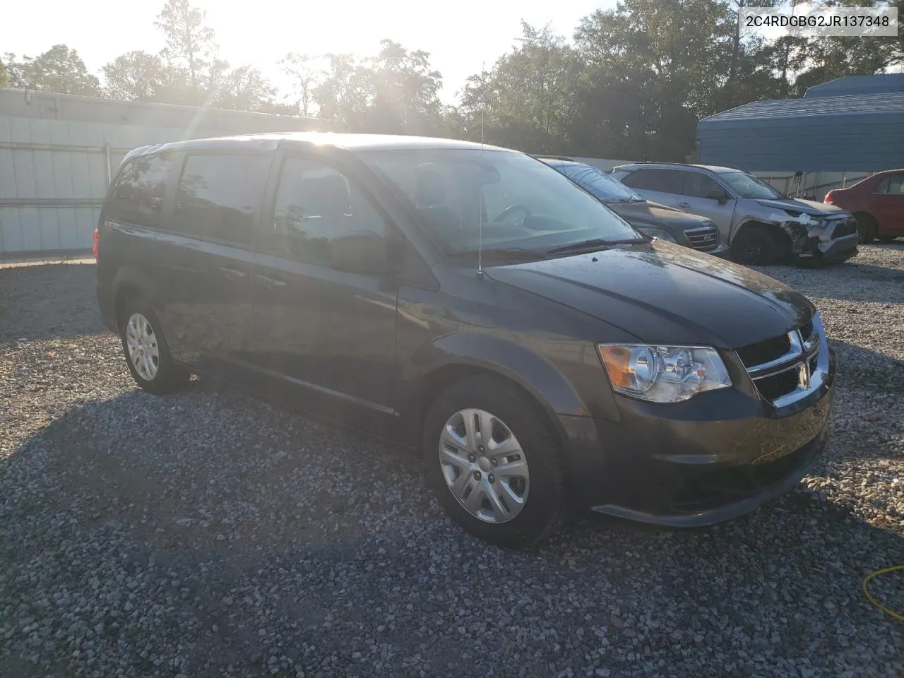 2C4RDGBG2JR137348 2018 Dodge Grand Caravan Se