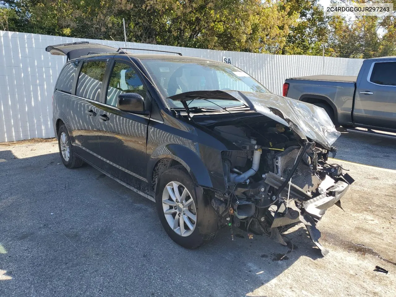 2C4RDGCG0JR297243 2018 Dodge Grand Caravan Sxt