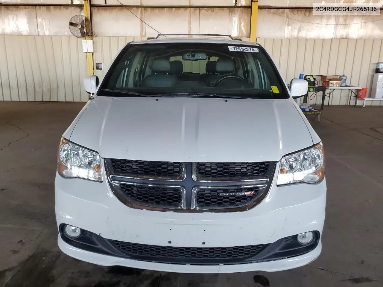 2018 Dodge Grand Caravan Sxt VIN: 2C4RDGCG4JR265136 Lot: 75690274