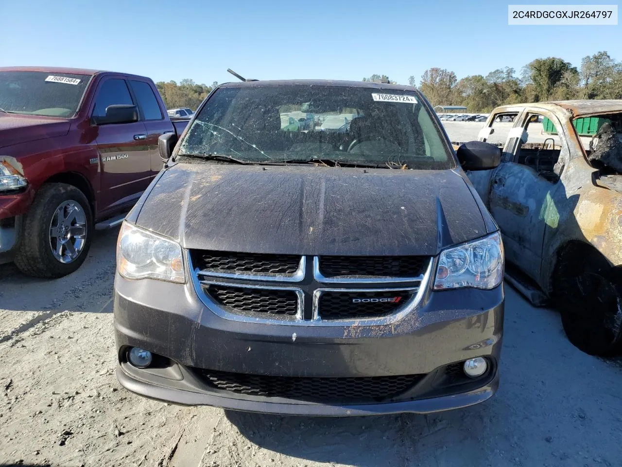 2018 Dodge Grand Caravan Sxt VIN: 2C4RDGCGXJR264797 Lot: 76083724