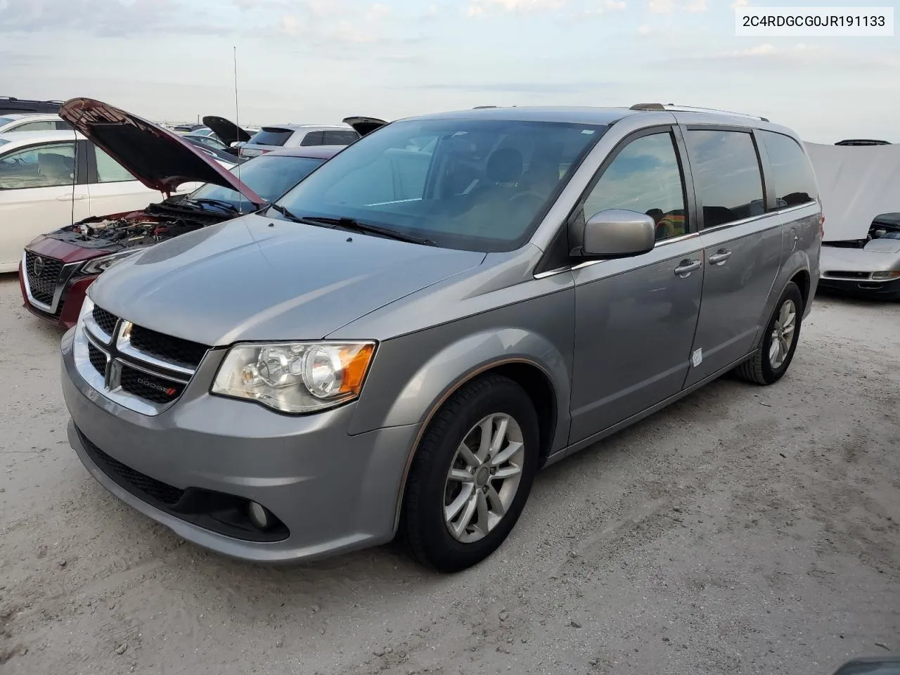 2018 Dodge Grand Caravan Sxt VIN: 2C4RDGCG0JR191133 Lot: 76399154