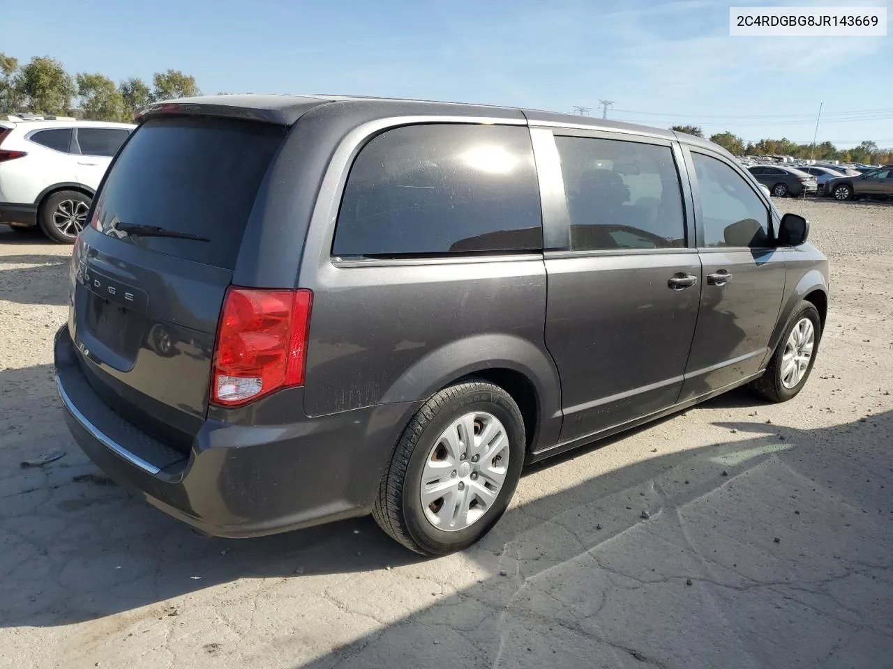 2C4RDGBG8JR143669 2018 Dodge Grand Caravan Se