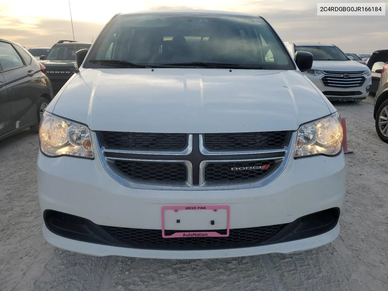 2C4RDGBG0JR166184 2018 Dodge Grand Caravan Se