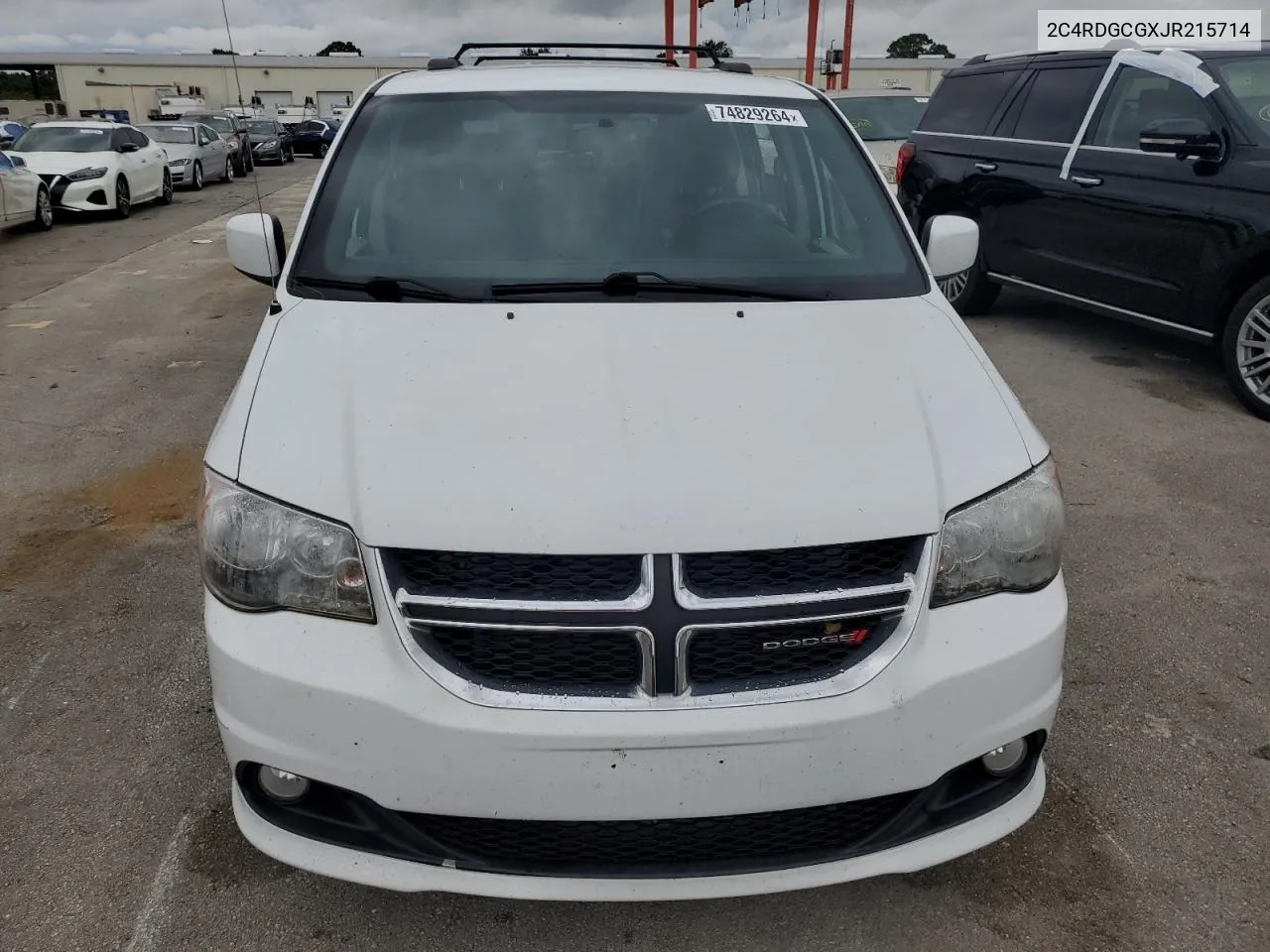 2018 Dodge Grand Caravan Sxt VIN: 2C4RDGCGXJR215714 Lot: 79781594