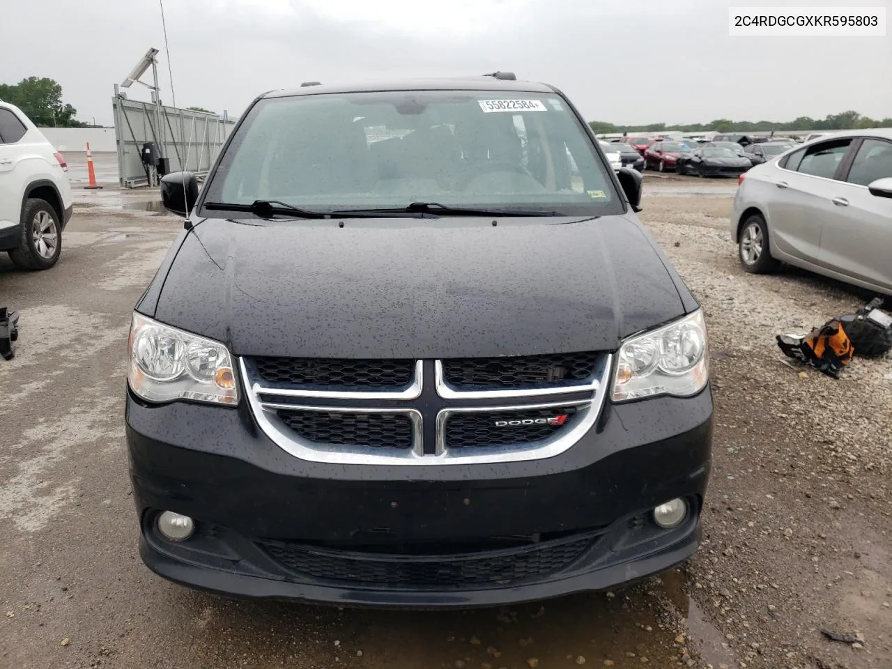 2C4RDGCGXKR595803 2019 Dodge Grand Caravan Sxt