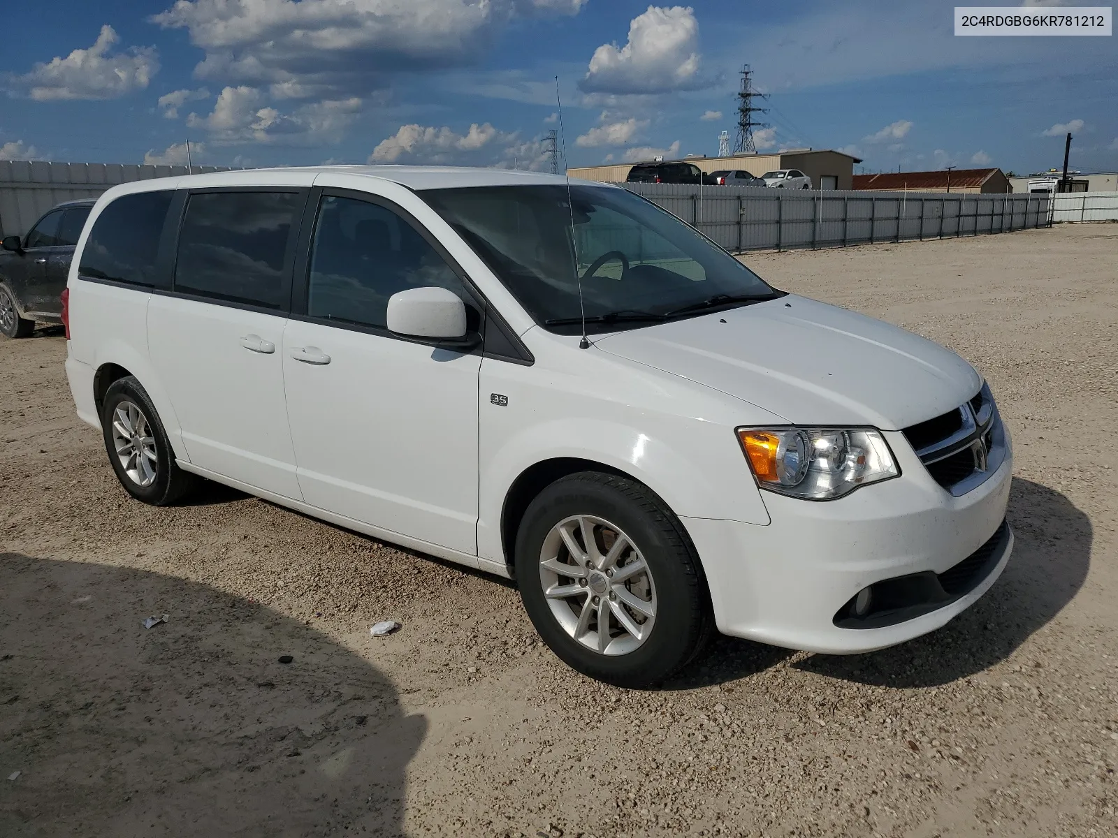 2C4RDGBG6KR781212 2019 Dodge Grand Caravan Se