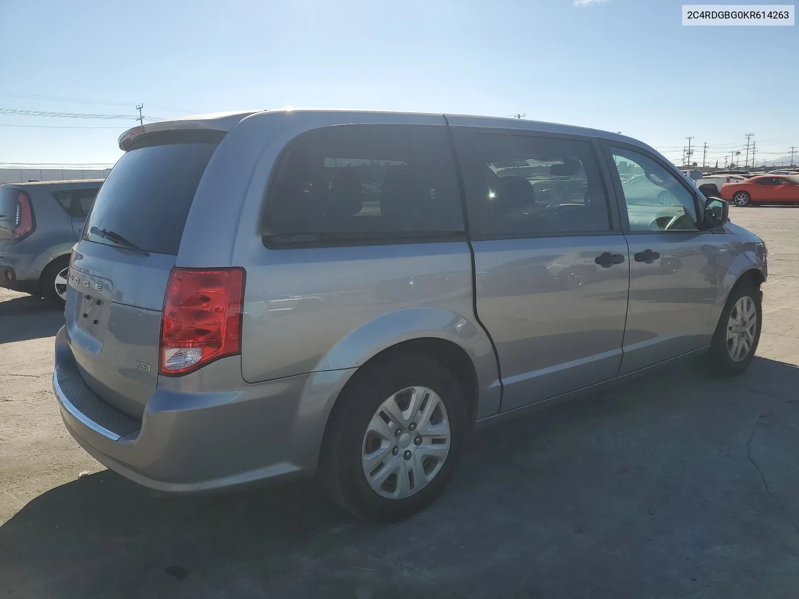 2C4RDGBG0KR614263 2019 Dodge Grand Caravan Se