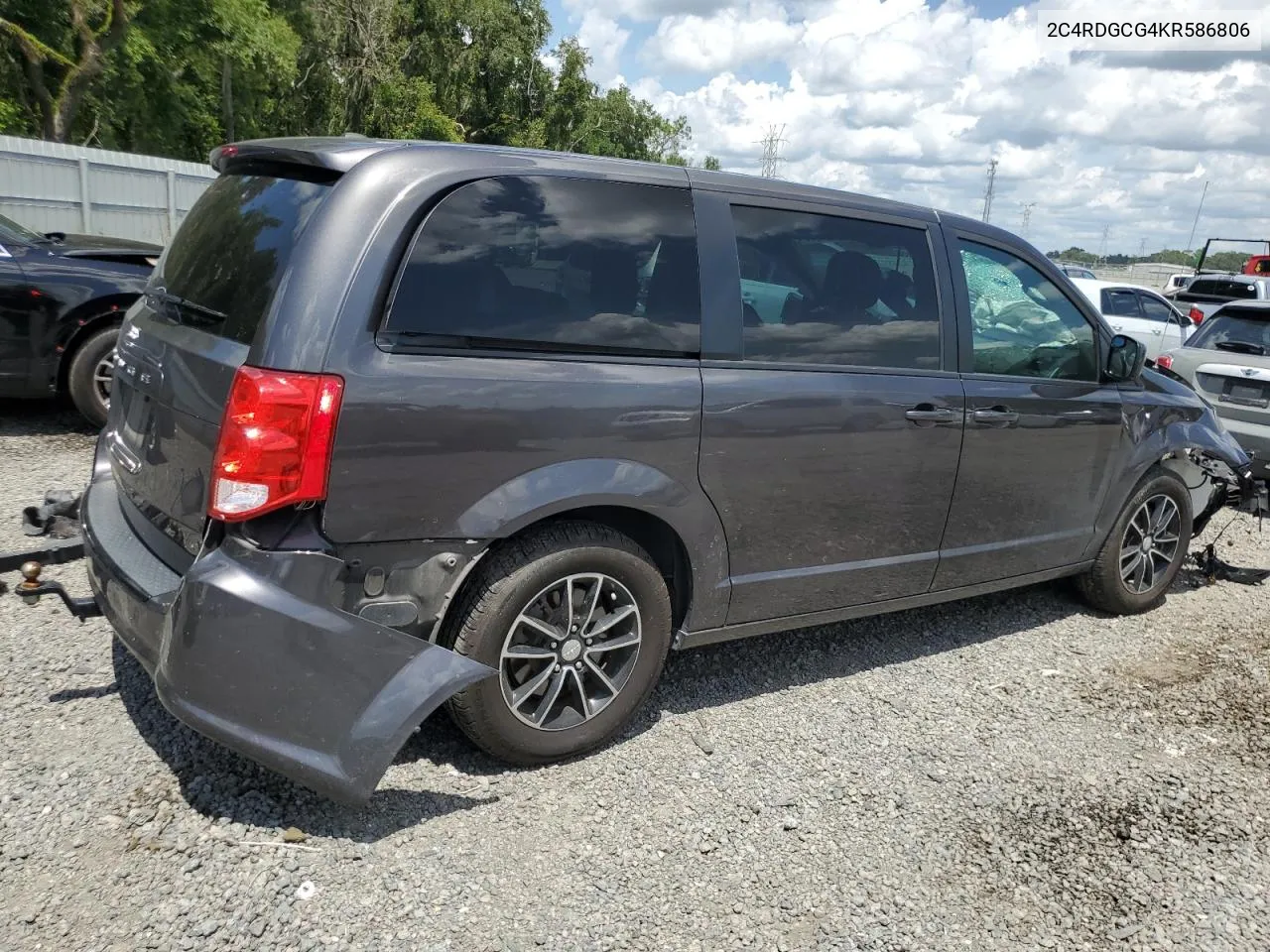 2C4RDGCG4KR586806 2019 Dodge Grand Caravan Sxt