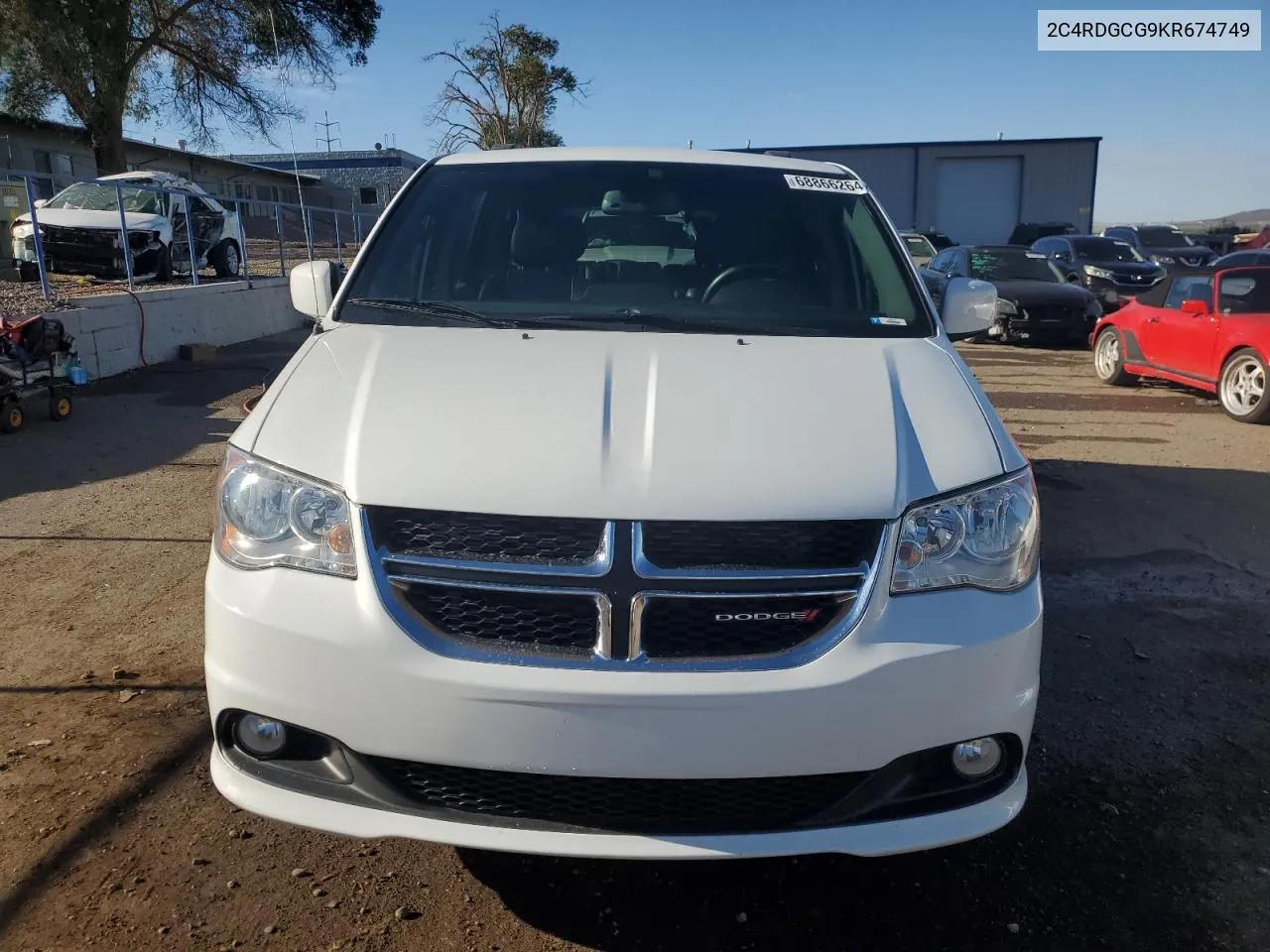 2C4RDGCG9KR674749 2019 Dodge Grand Caravan Sxt