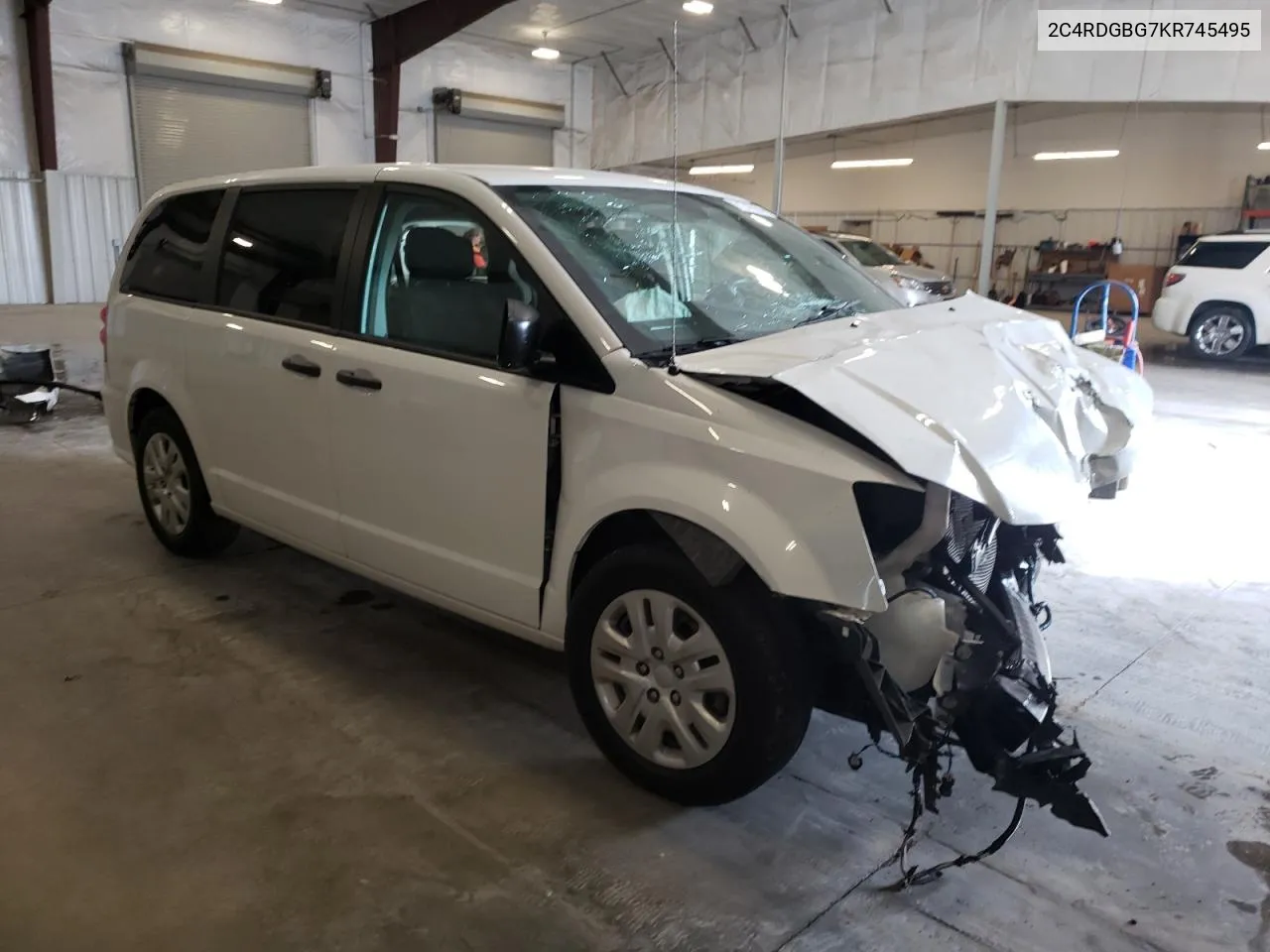 2019 Dodge Grand Caravan Se VIN: 2C4RDGBG7KR745495 Lot: 71747004