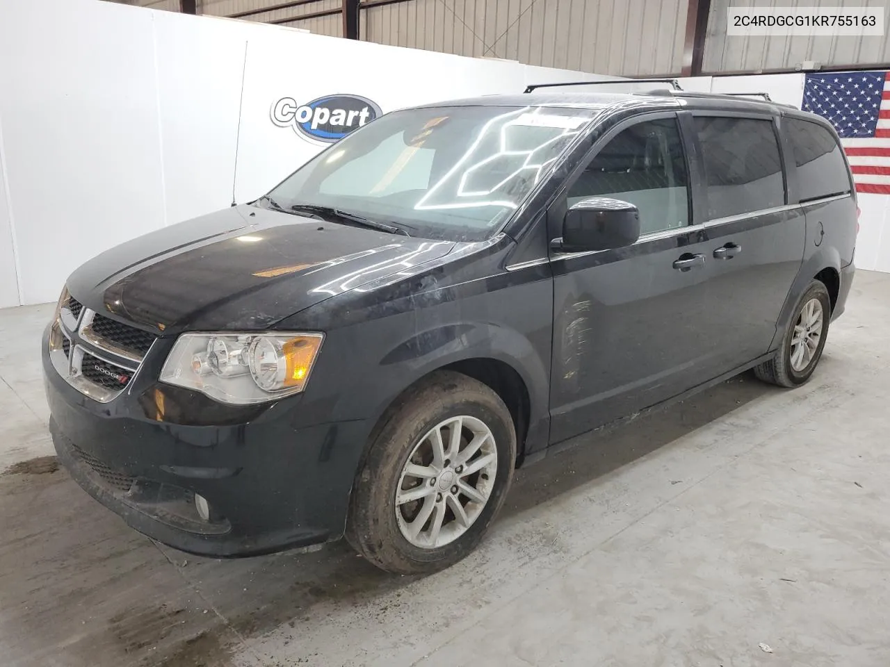 2C4RDGCG1KR755163 2019 Dodge Grand Caravan Sxt