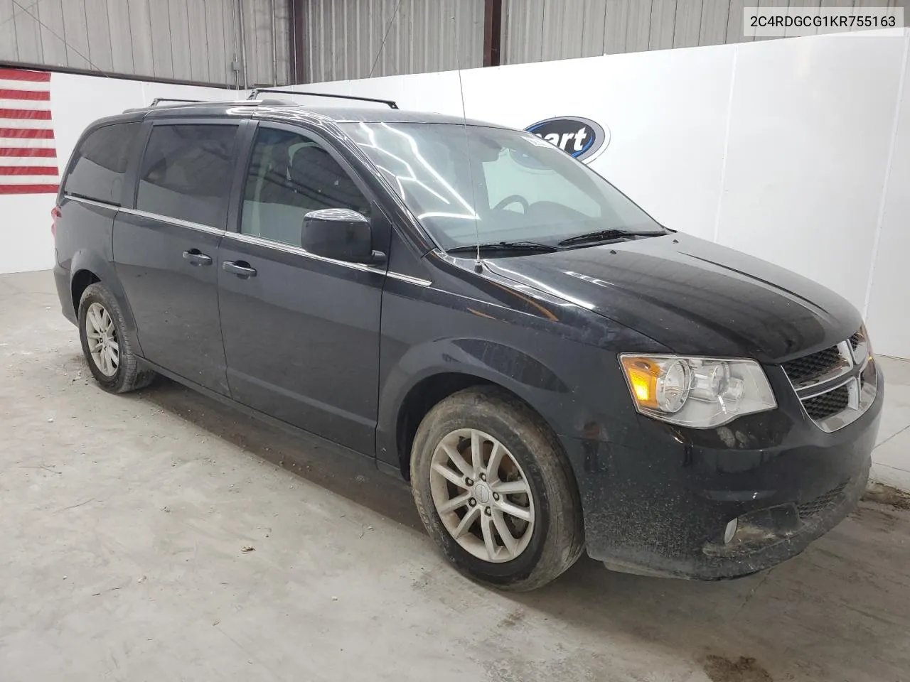 2C4RDGCG1KR755163 2019 Dodge Grand Caravan Sxt