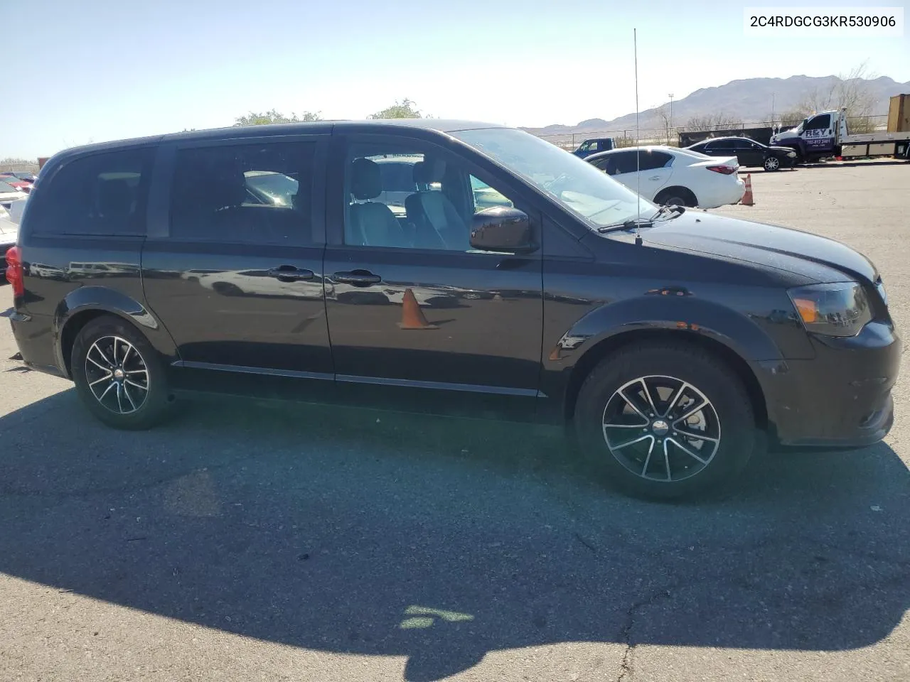 2C4RDGCG3KR530906 2019 Dodge Grand Caravan Sxt